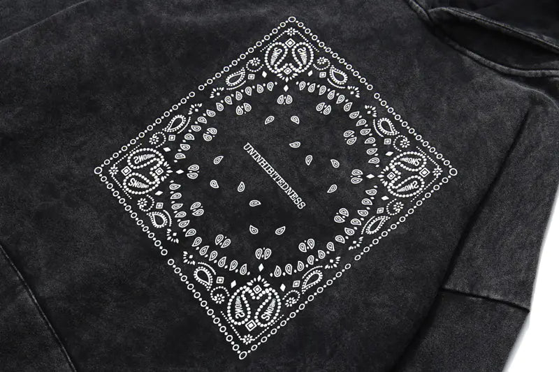 Vintage Streetwear Hoodie with Cashew Flower Print